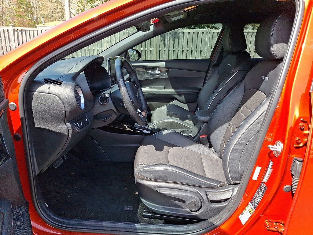 2022 Kia Forte GT-Line 13