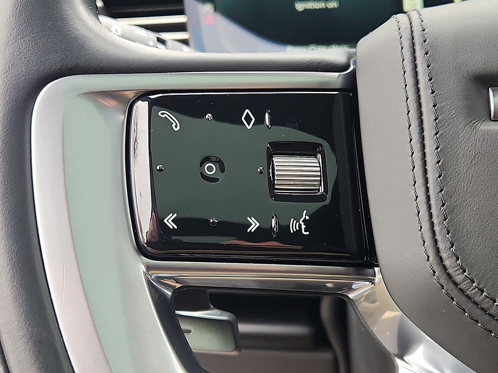 Thumbnail: 2023 Land Rover Range Rover - 22