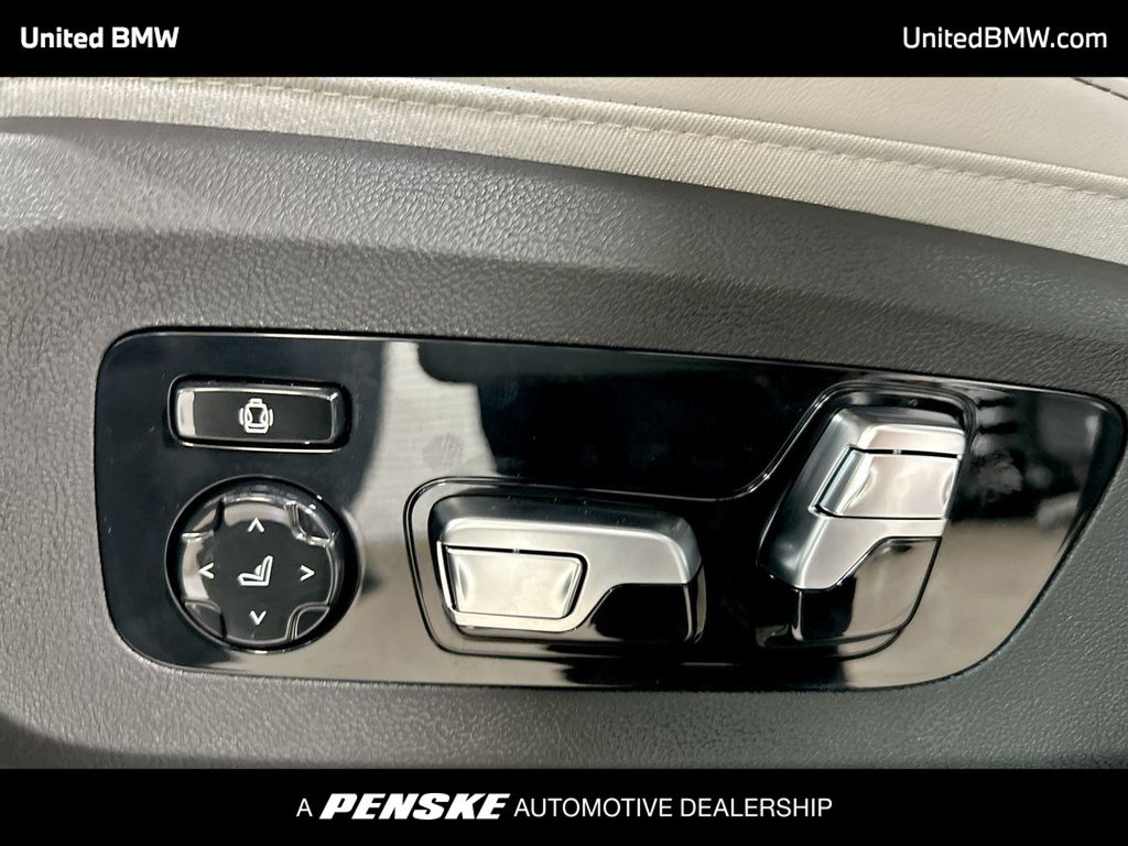 2026 BMW X5 xDrive40i 12