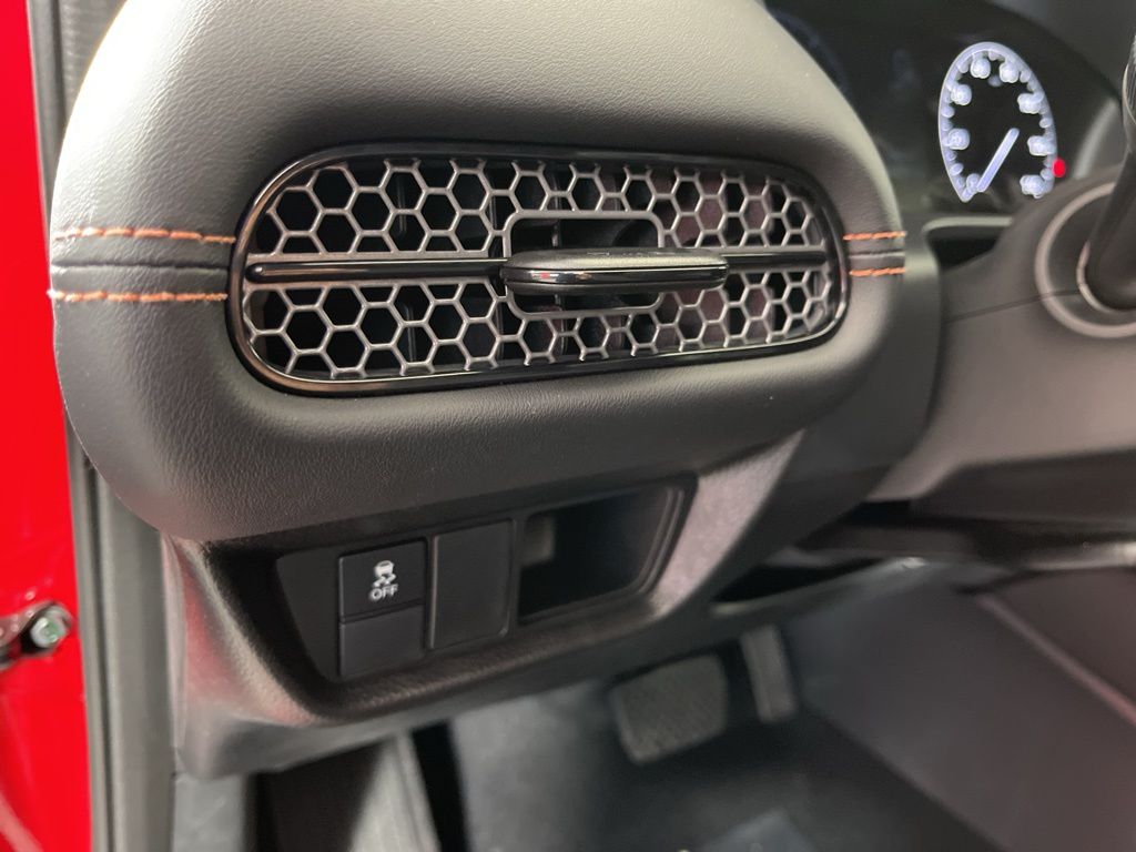 2025 Honda HR-V Sport 26