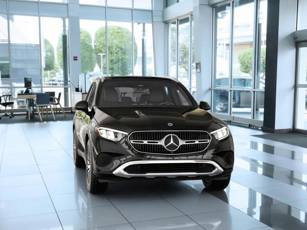 Thumbnail: 2026 Mercedes-Benz GLC - 8
