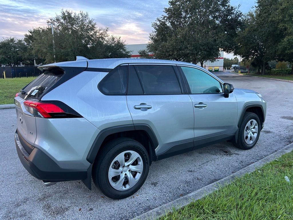Thumbnail: 2025 Toyota RAV4 - 5