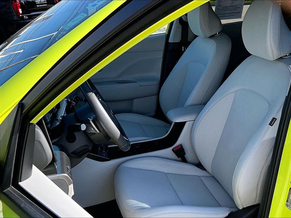 2024 Hyundai Kona Electric — photo 10