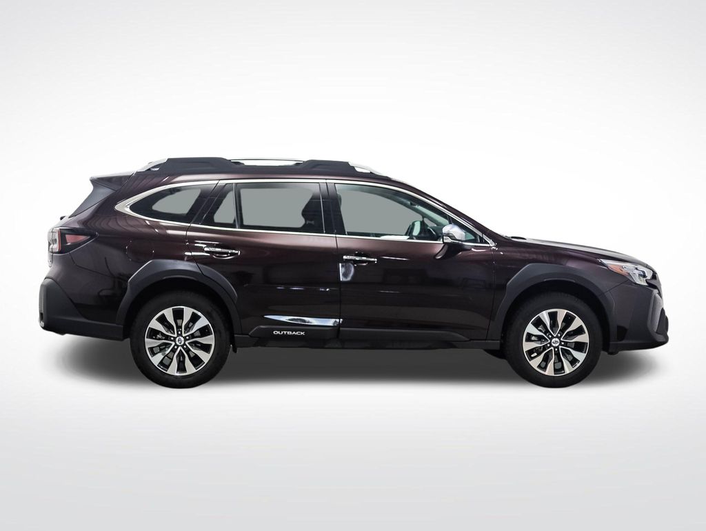 Thumbnail: 2023 Subaru Outback - 6