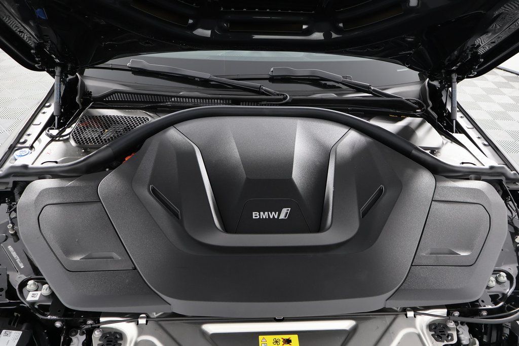 Thumbnail: 2026 BMW i4 - 9