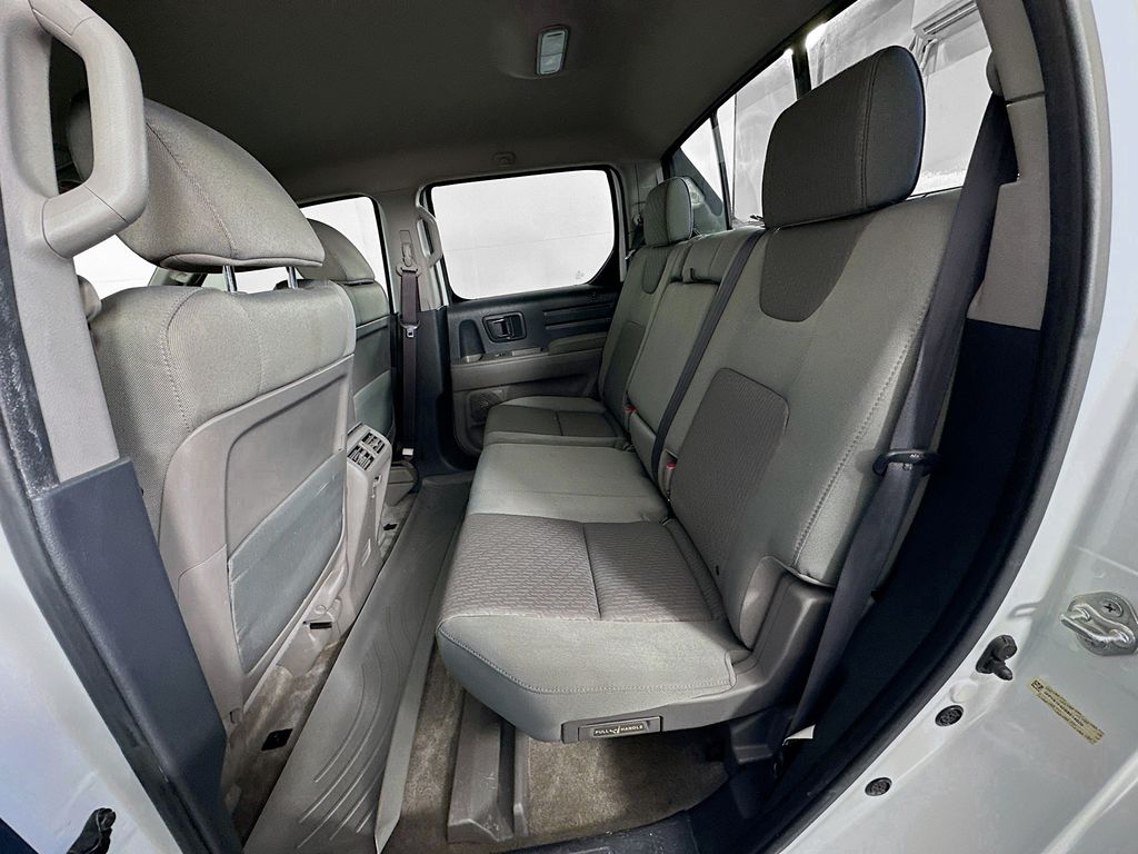 Thumbnail: 2013 Honda Ridgeline - 20