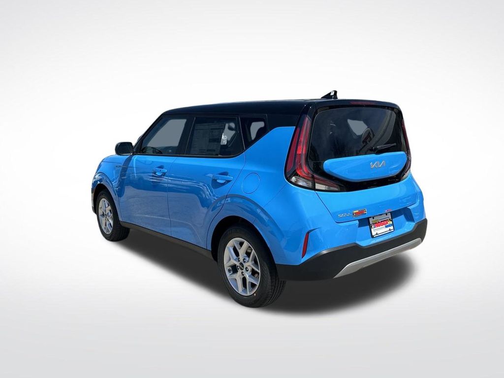 2025 Kia Soul S photo