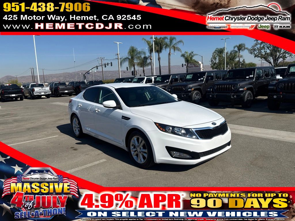 Snow White Pearl 2013 Kia Optima Sedan Front-Wheel Drive 6-Speed Automatic