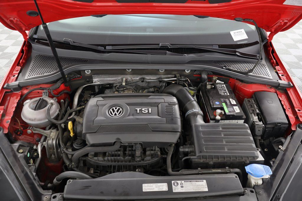 Thumbnail: 2015 Volkswagen Golf - 13