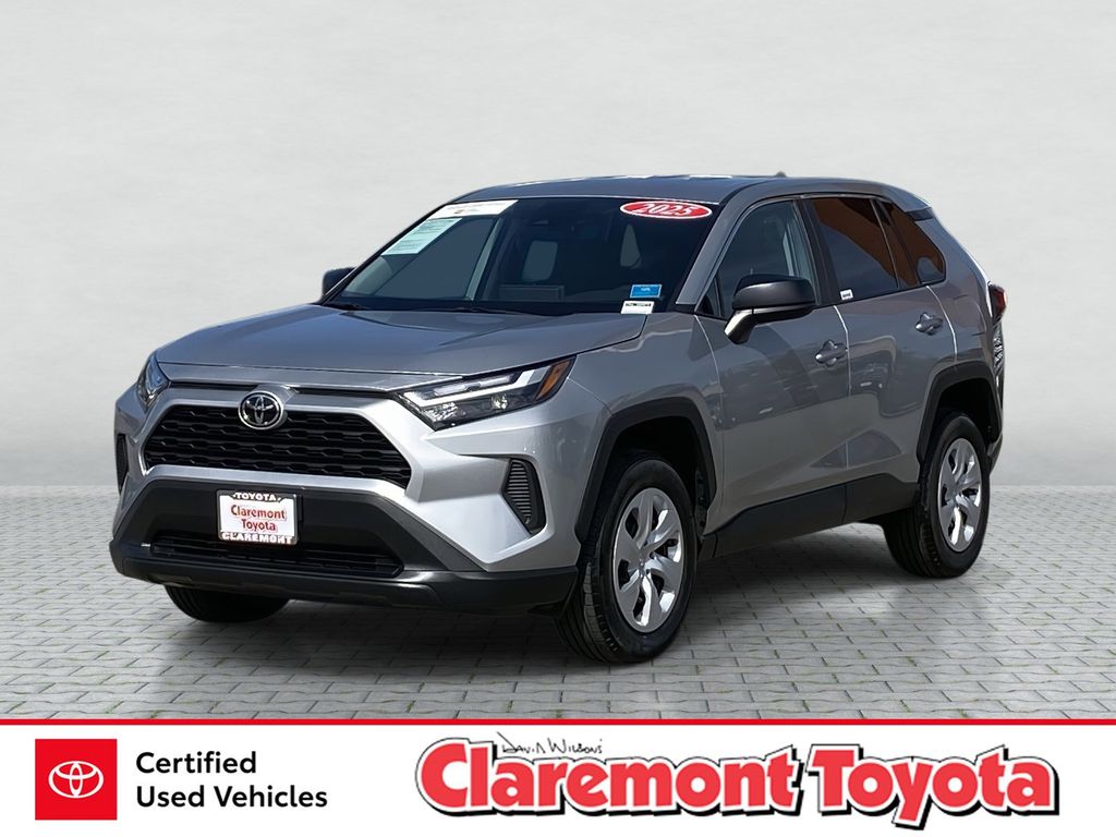 2025 Toyota RAV4 LE AWD