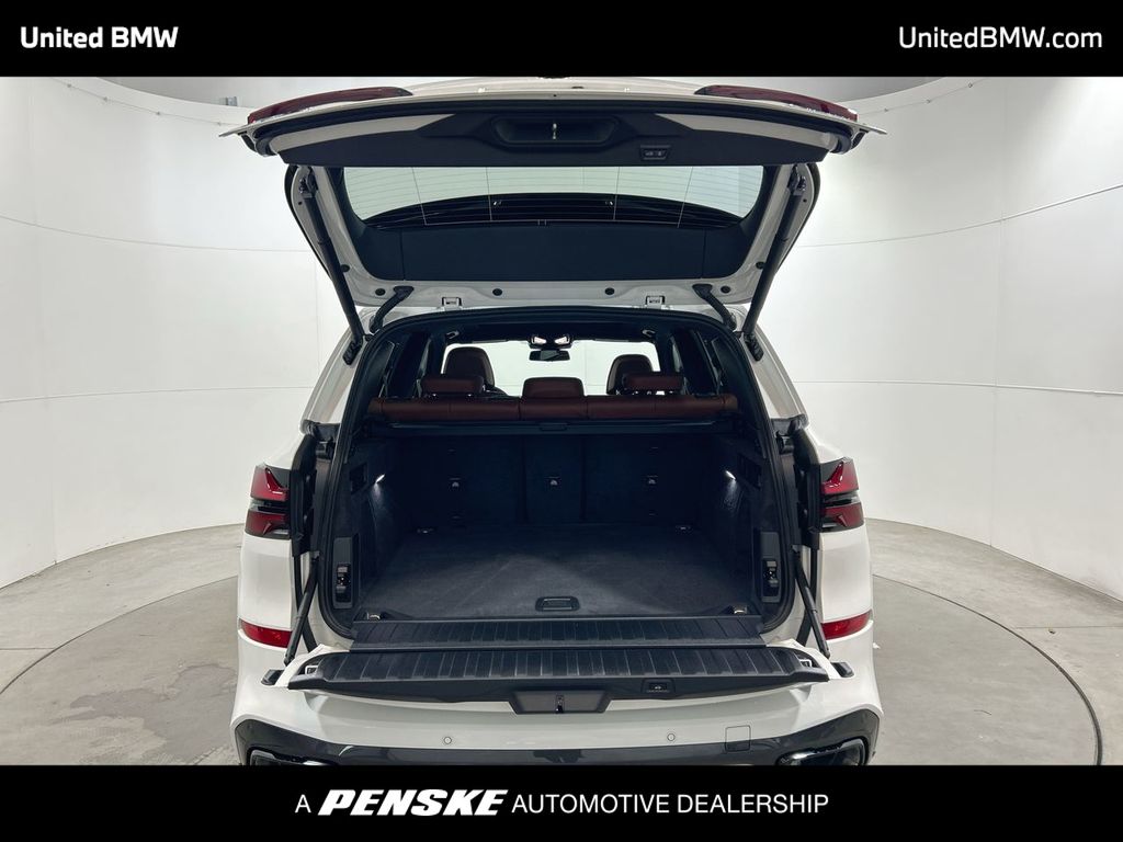 Thumbnail: 2026 BMW X5 - 22