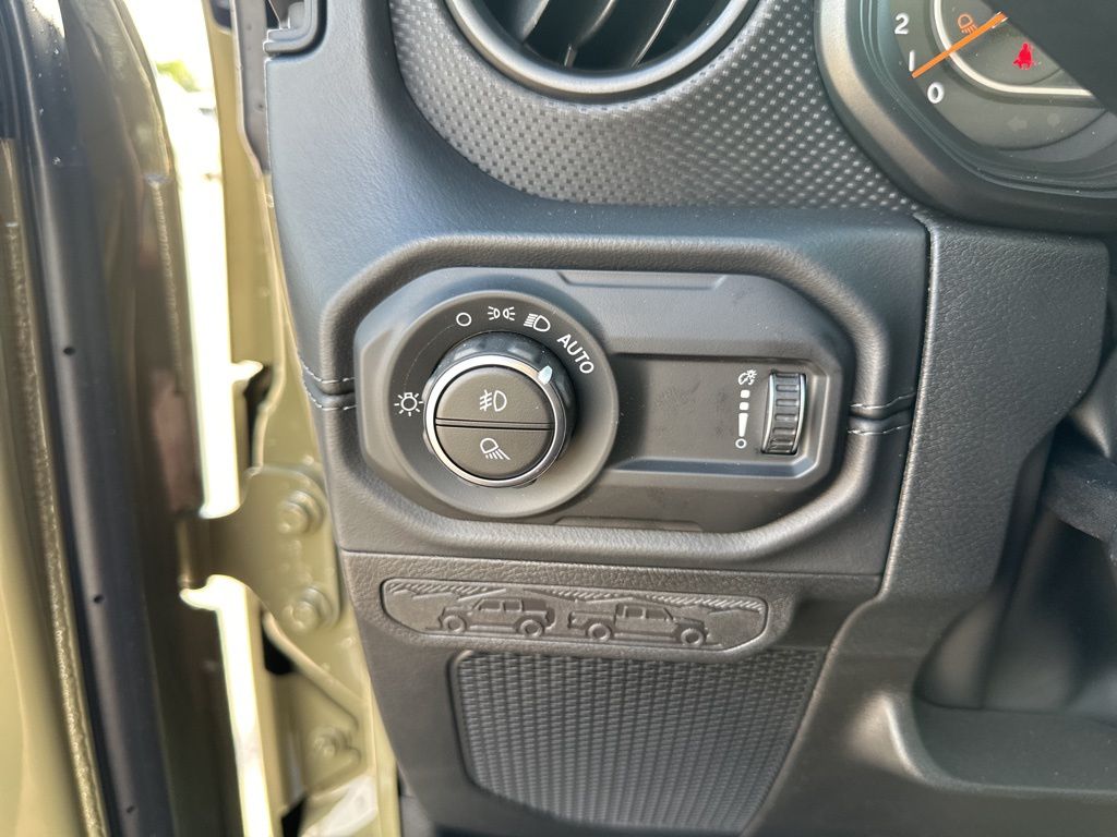 New Car 2025 Jeep Gladiator  Rubicon For Sale Under $60,000 In Austin, Texas