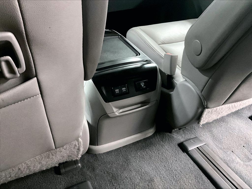 2020 Toyota Sienna — photo 26