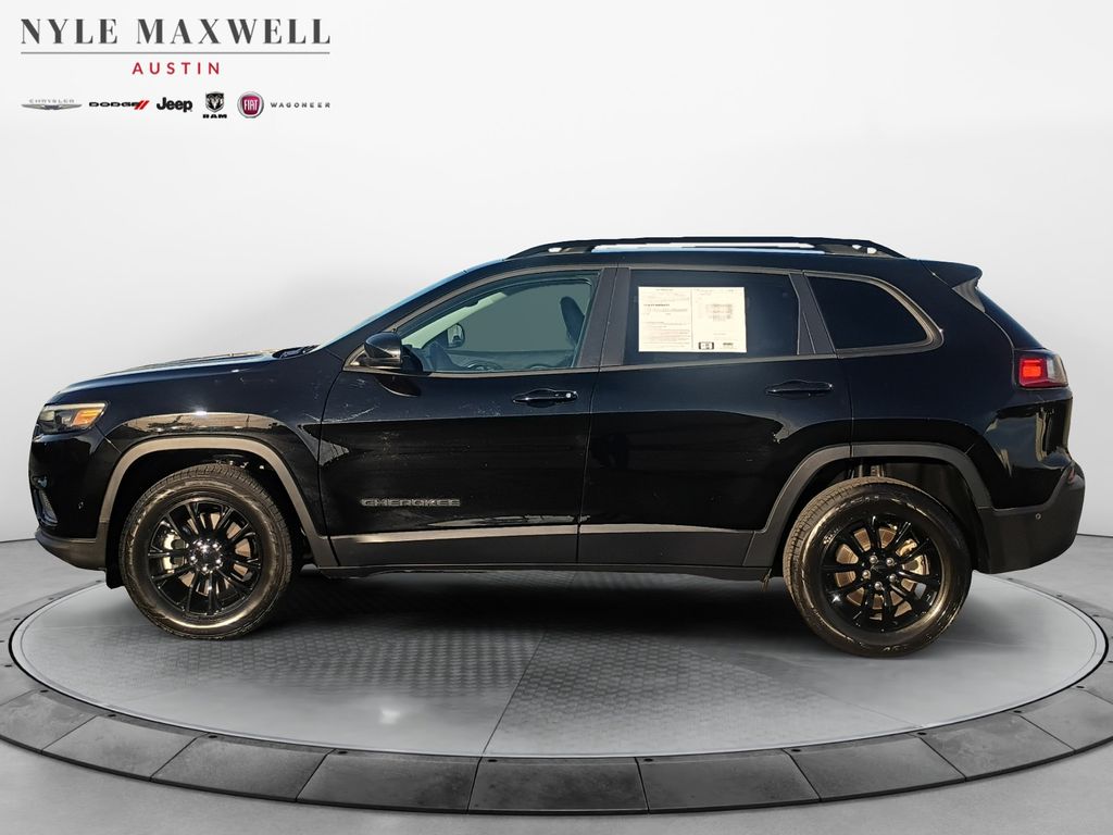 Used Car 2023 Jeep Cherokee  Altitude For Sale Under $25,000 In Austin, Texas