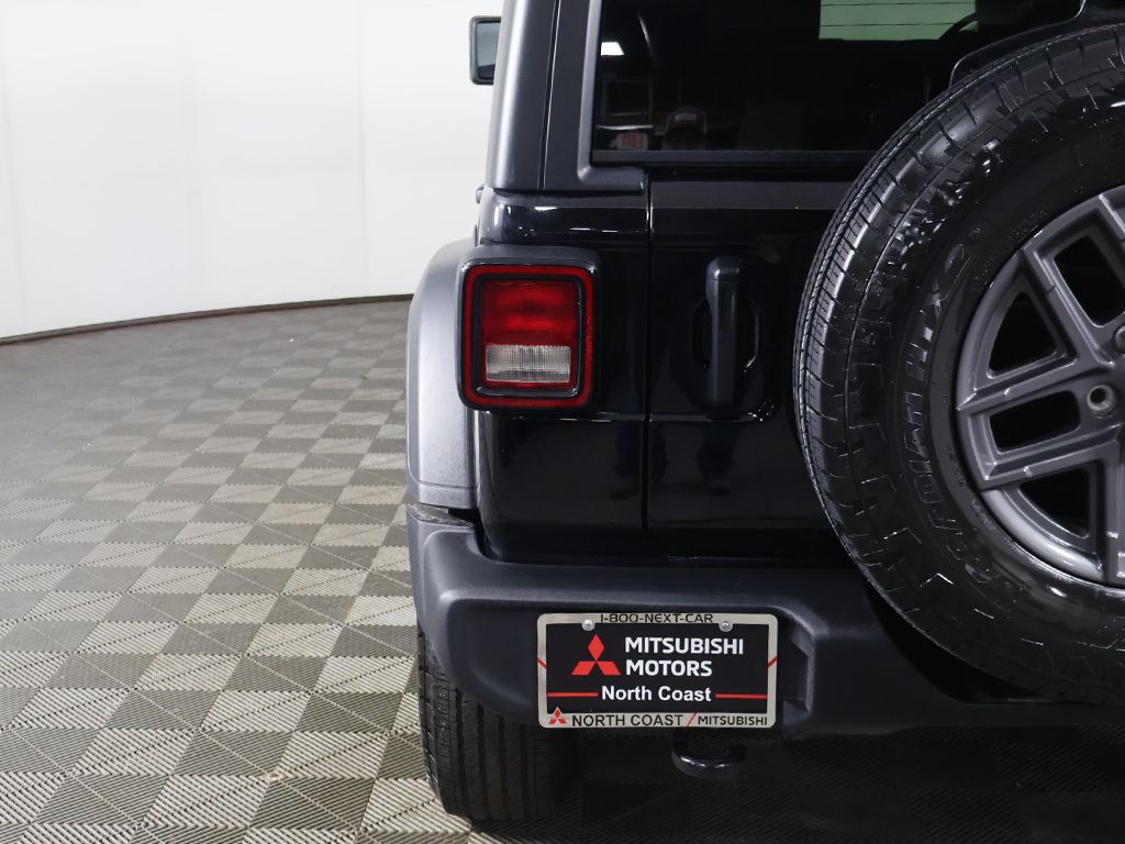 Used 2025 Black Jeep Sport S image 13