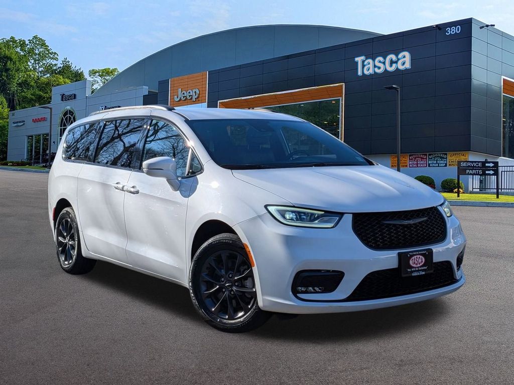 2022 Chrysler Pacifica Touring L AWD