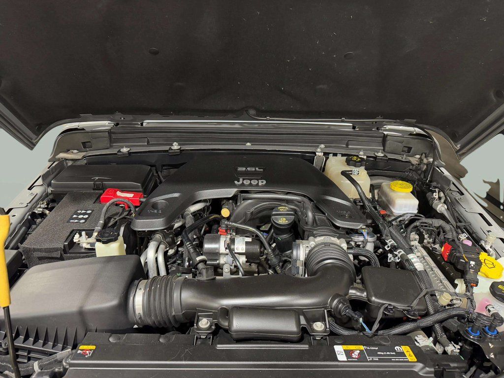 Used 2021 Sting-Gray Clearcoat Jeep Unlimited Willys image 28