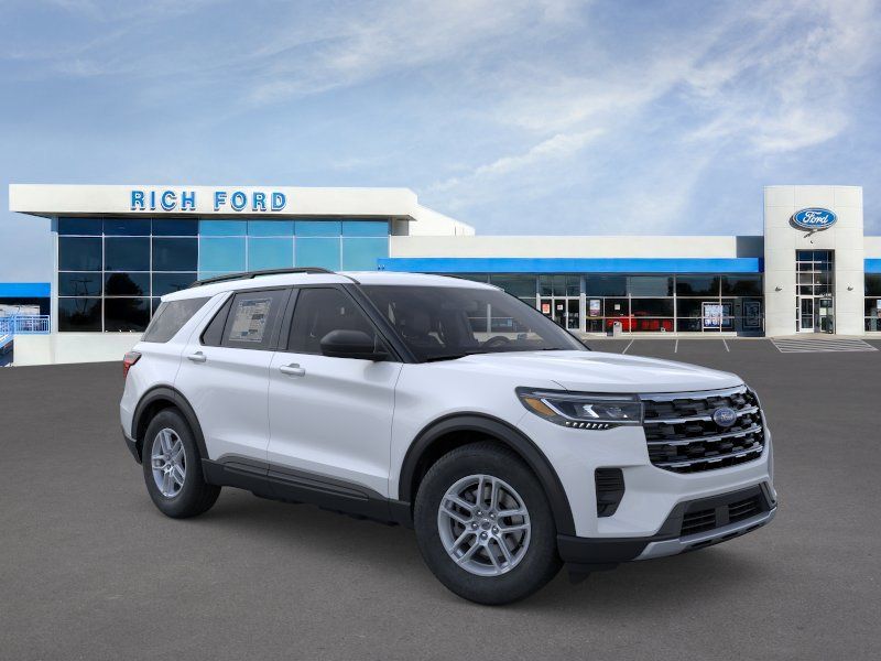View vehicle photo 7