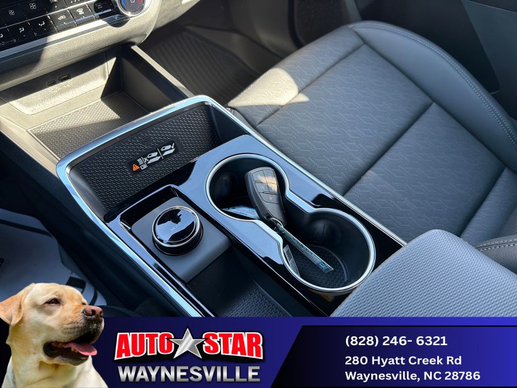 new 2026 Chevrolet Equinox car, priced at $34,690