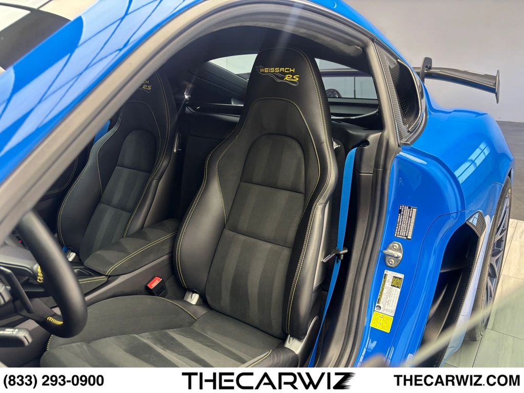 2023 Porsche 718 Cayman