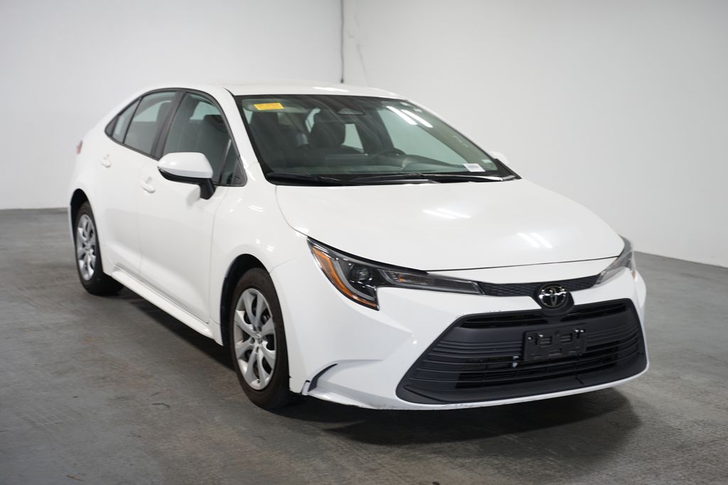 Thumbnail: 2023 Toyota Corolla - 3