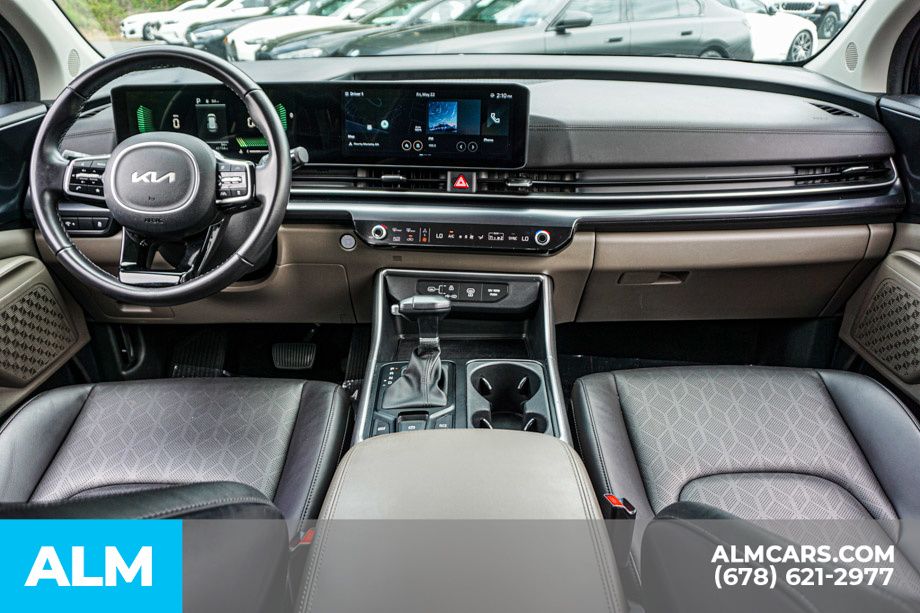 2025 Kia Carnival LXS - Photo 28