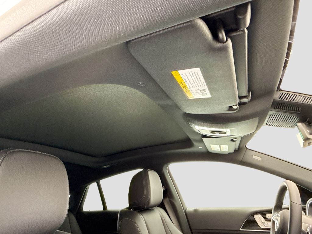 Thumbnail: 2026 Mercedes-Benz GLE - 17