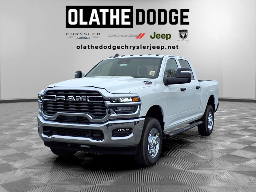 Bright White Clearcoat 2026 RAM 2500 Tradesman Crew Cab 4WD Pickup Truck Four-Wheel Drive 8-Speed Automatic