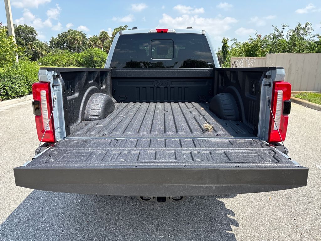 New 2026 Gray Ford Lariat image 10