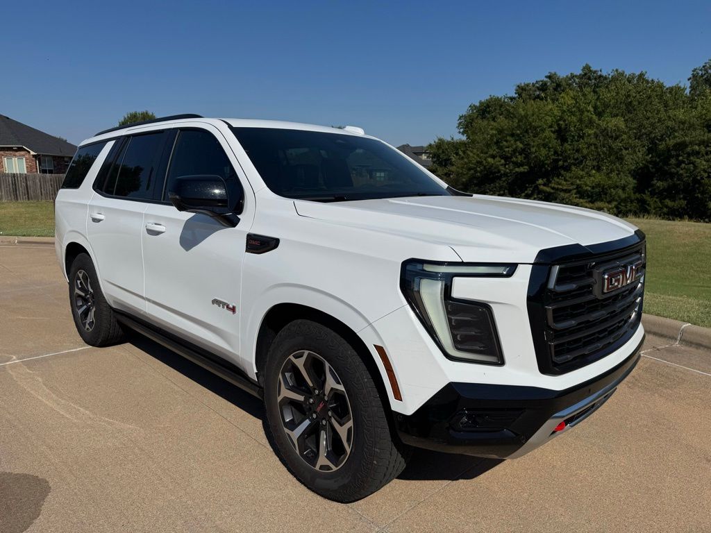 Summit White 2026 GMC Yukon SUV / Crossover Four-Wheel Drive 
