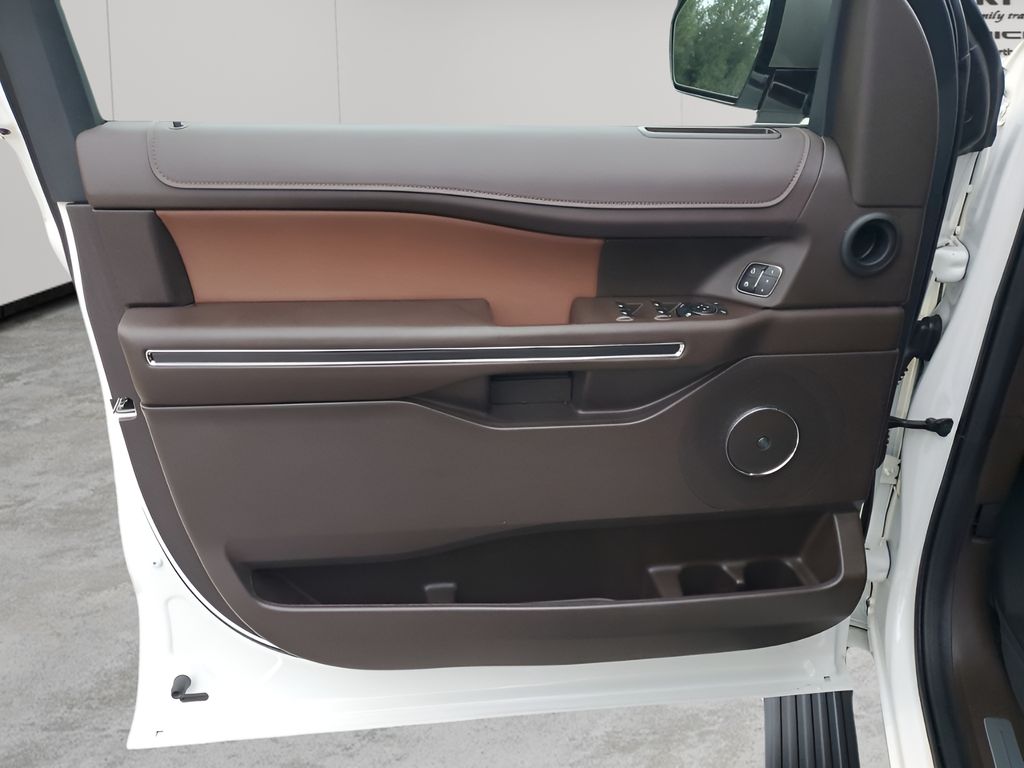 Used Car 2022 Ford Expedition Max  King Ranch For Sale Under $60,000 In Austin, Texas