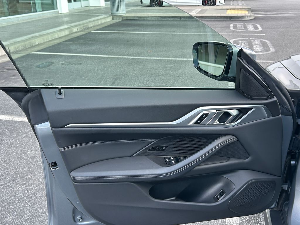 Thumbnail: 2023 BMW i4 - 11