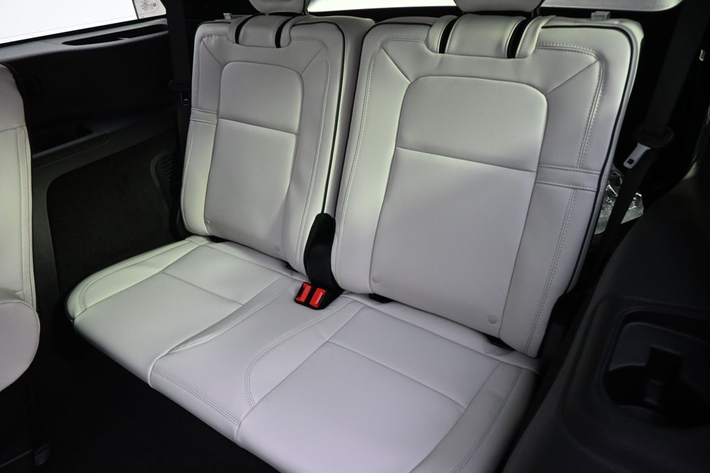New 2026 White Lincoln Black Label image 22