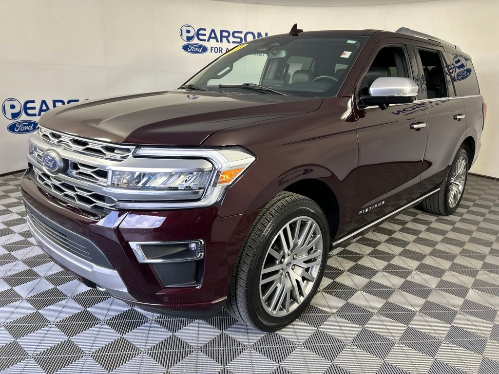 Jewel Red Metallic Tinted Clearcoat 2023 Ford Expedition SUV / Crossover Four-Wheel Drive Automatic