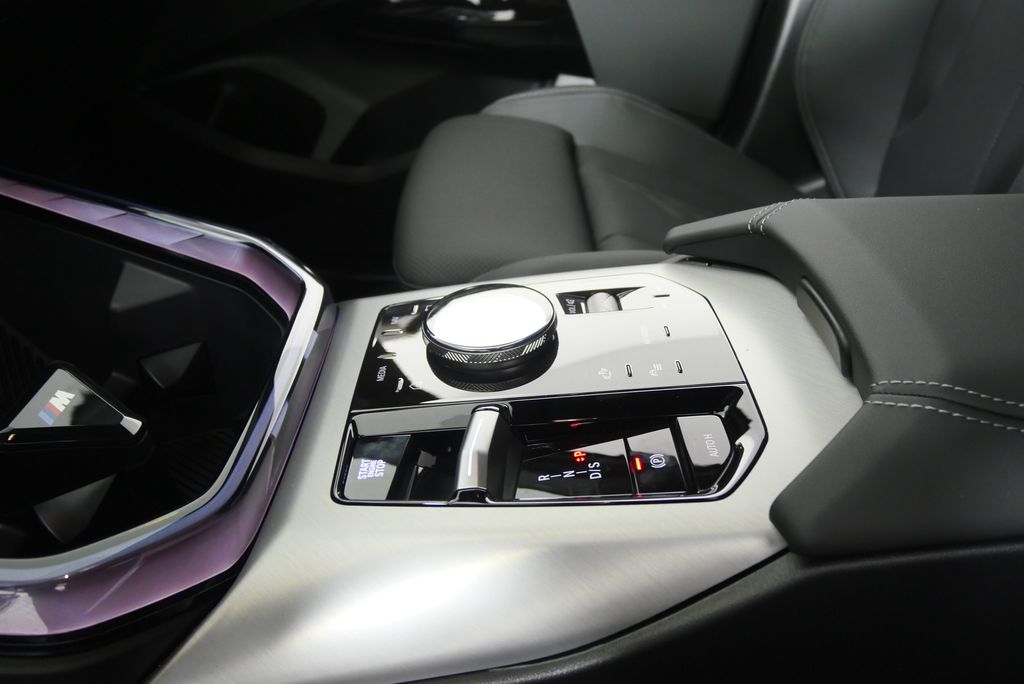 Thumbnail: 2026 BMW X3 - 21