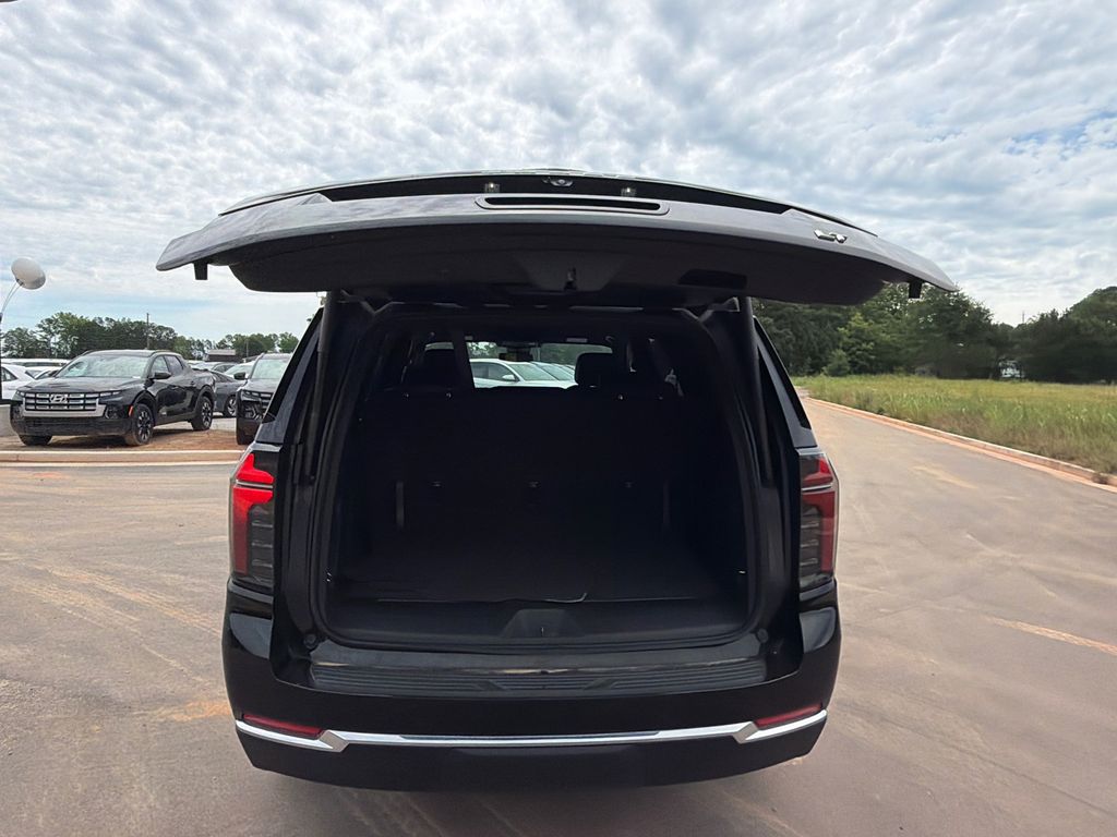Used 2025 Black Chevrolet LT image 18