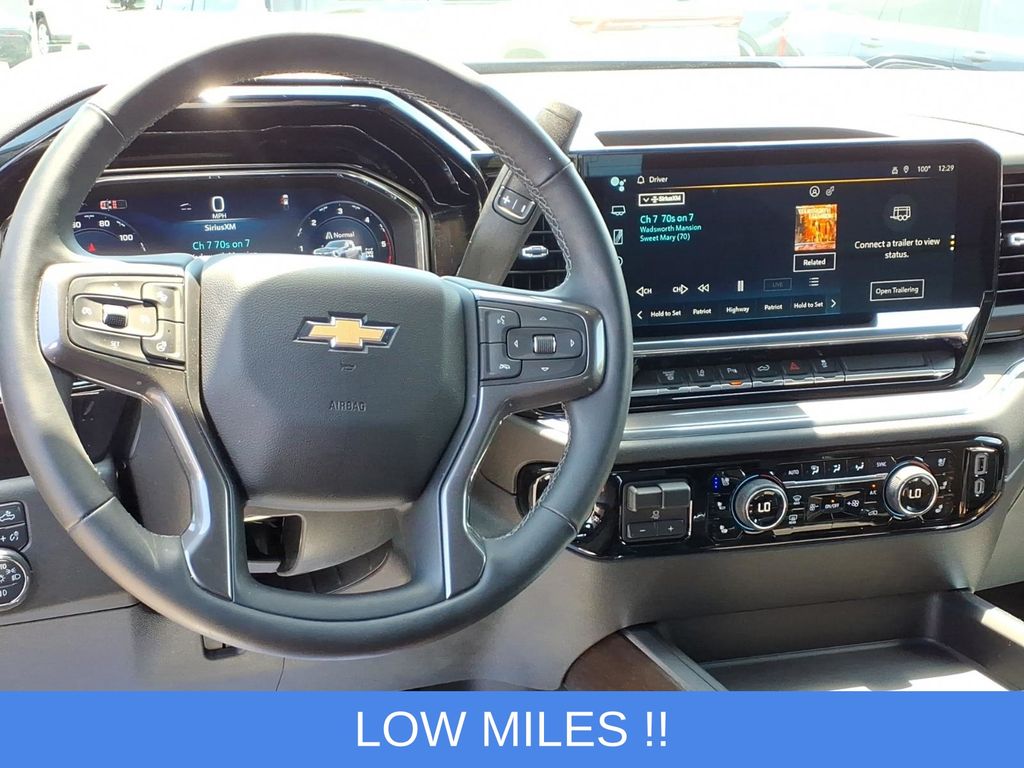 Used 2024 Black Chevrolet High Country image 2