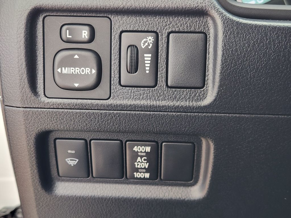 2016 Toyota 4Runner SR5 Premium White at Emmons Autoplex