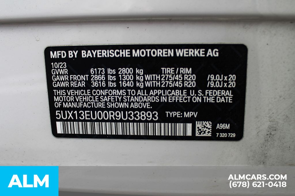 Used 2024 White BMW sDrive40i image 41