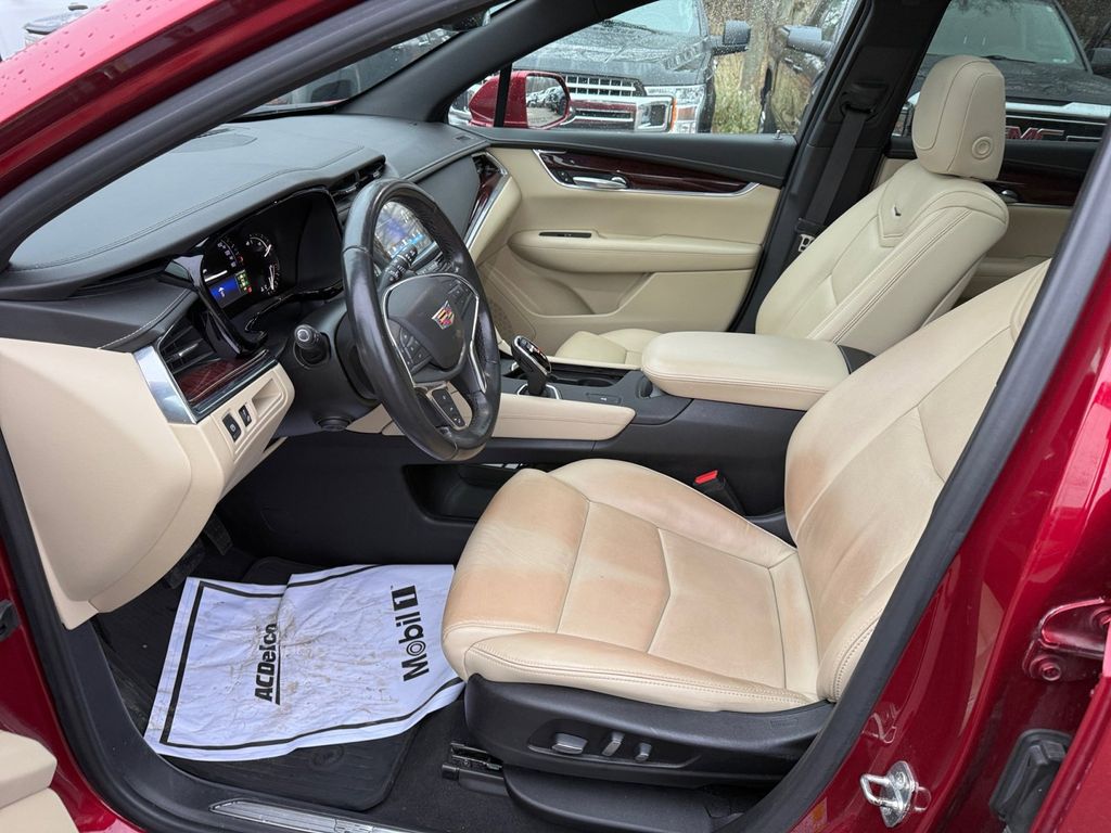 2019 Cadillac XT5 Luxury 9