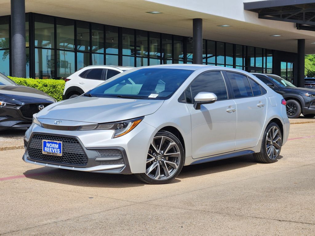 Classic Silver Metallic 2020 Toyota Corolla SE FWD Sedan Front-Wheel Drive Continuously Variable Transmission