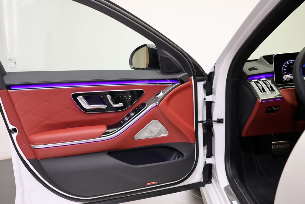 Thumbnail: 2026 Mercedes-Benz S-Class - 31
