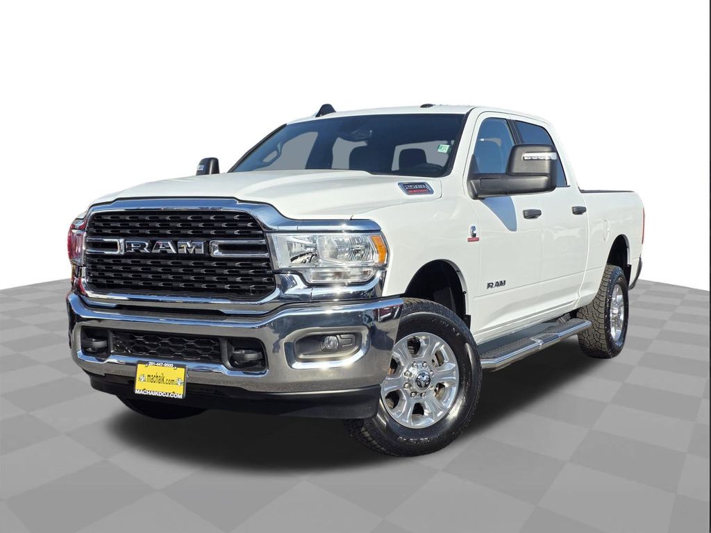 2024 RAM 2500 Big Horn Crew Cab 4WD