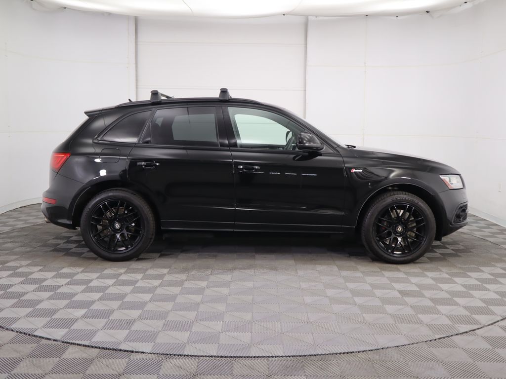 Thumbnail: 2015 Audi SQ5 - 4