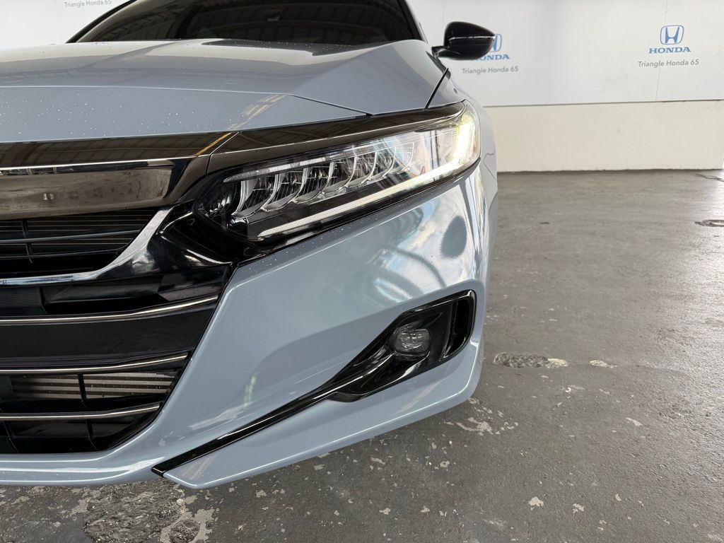 Thumbnail: 2022 Honda Accord - 25