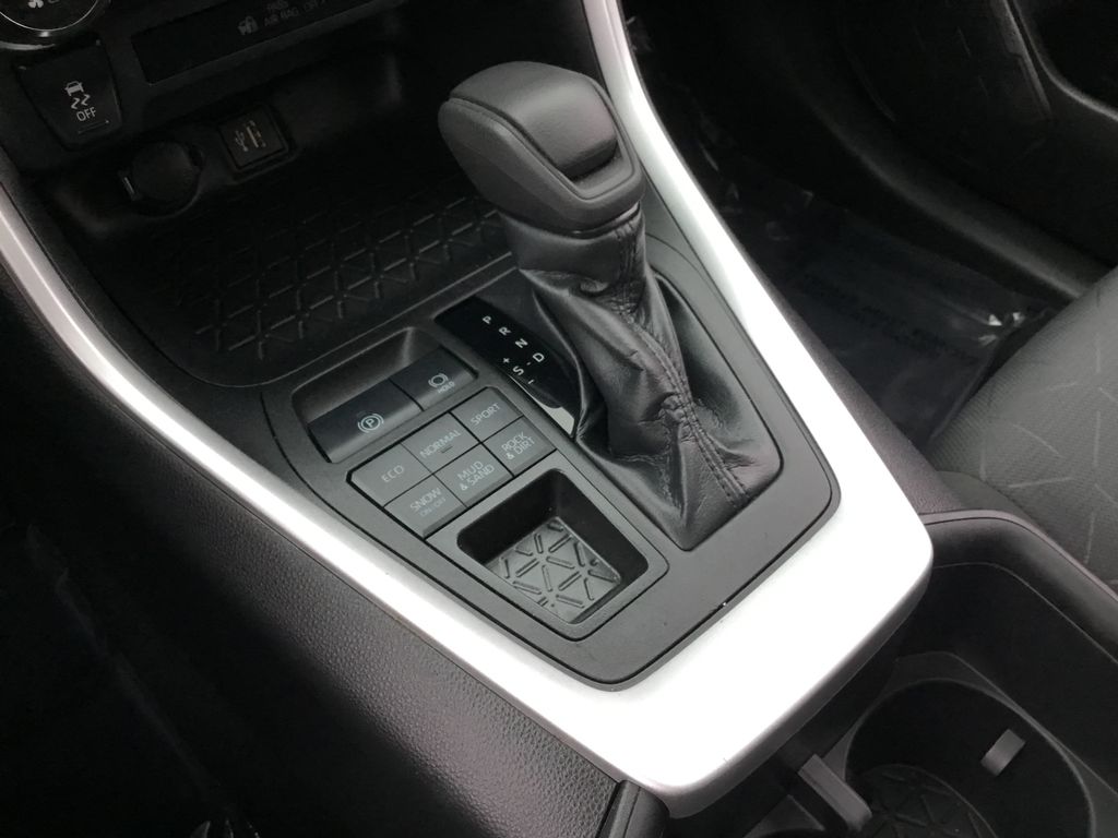 Thumbnail: 2023 Toyota RAV4 - 23