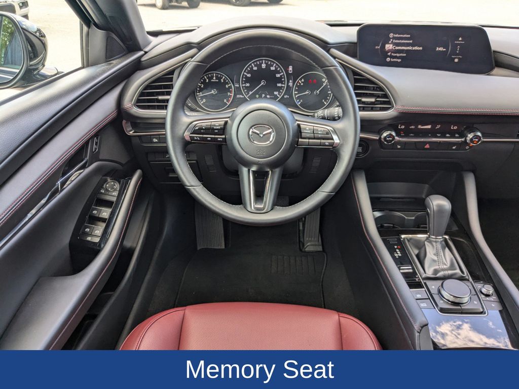 2025 Mazda Mazda3 Hatchback 2.5 S Carbon Edition