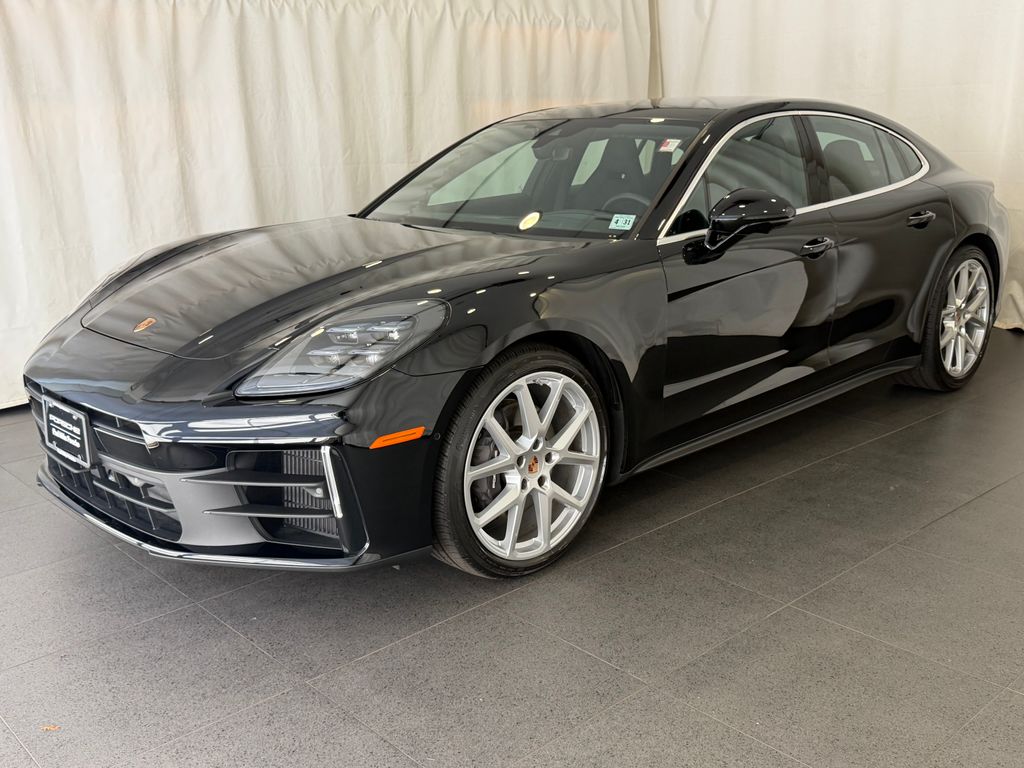 2026 Porsche Panamera 4 AWD