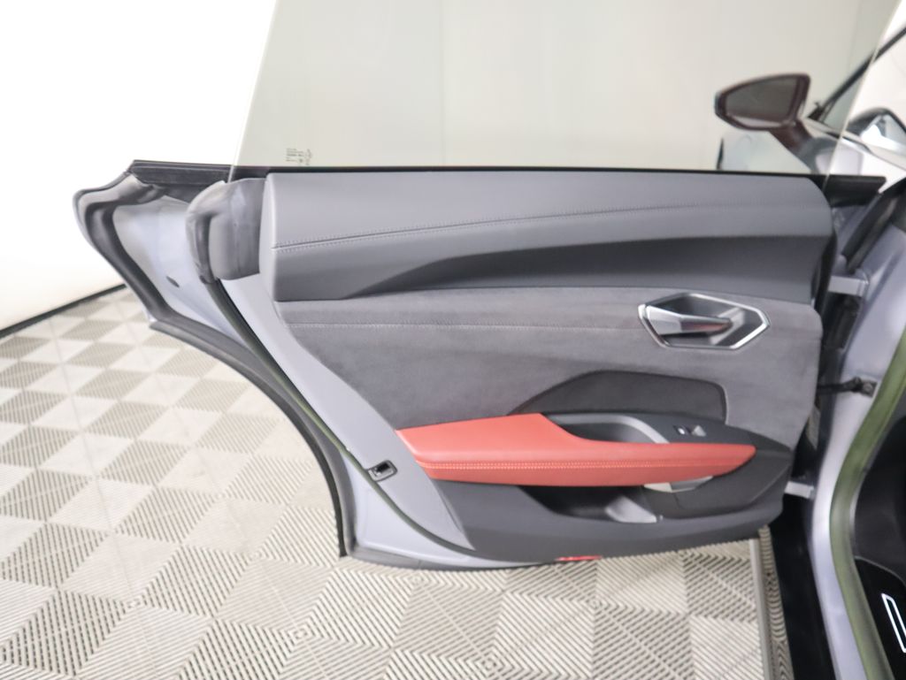 Thumbnail: 2023 Audi e-tron GT - 26