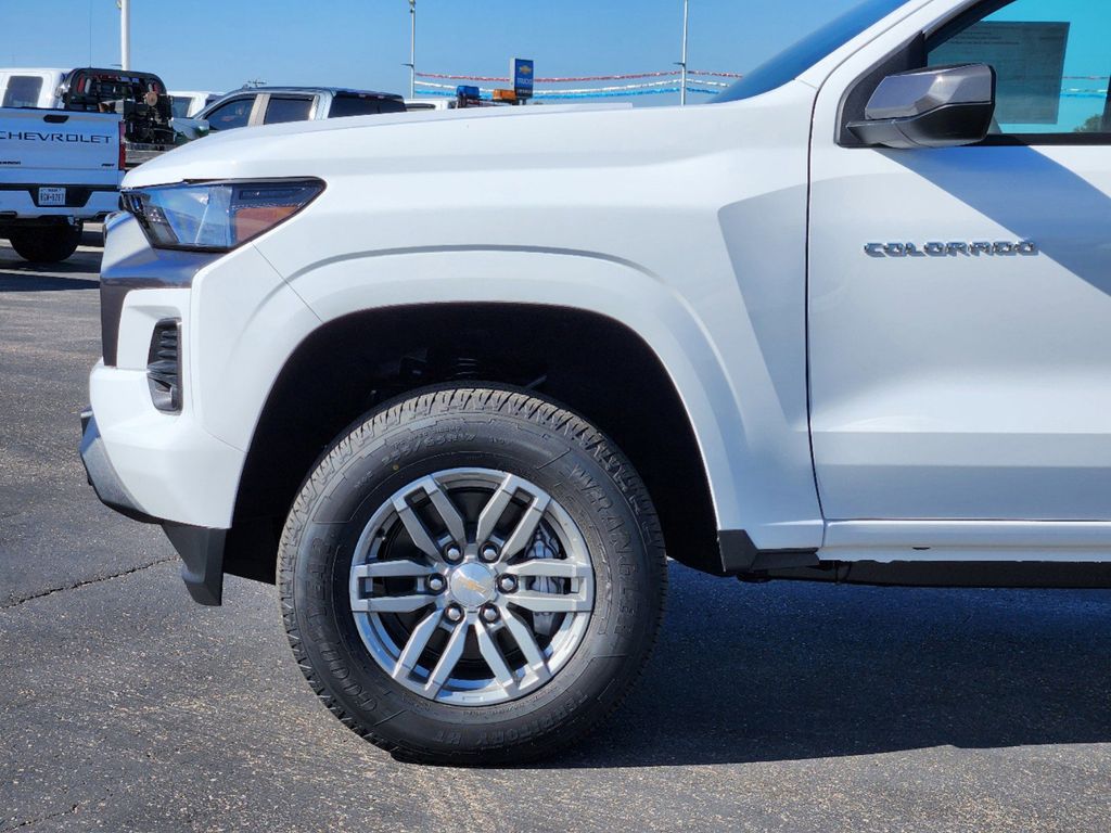 2024 Chevrolet Colorado LT 6